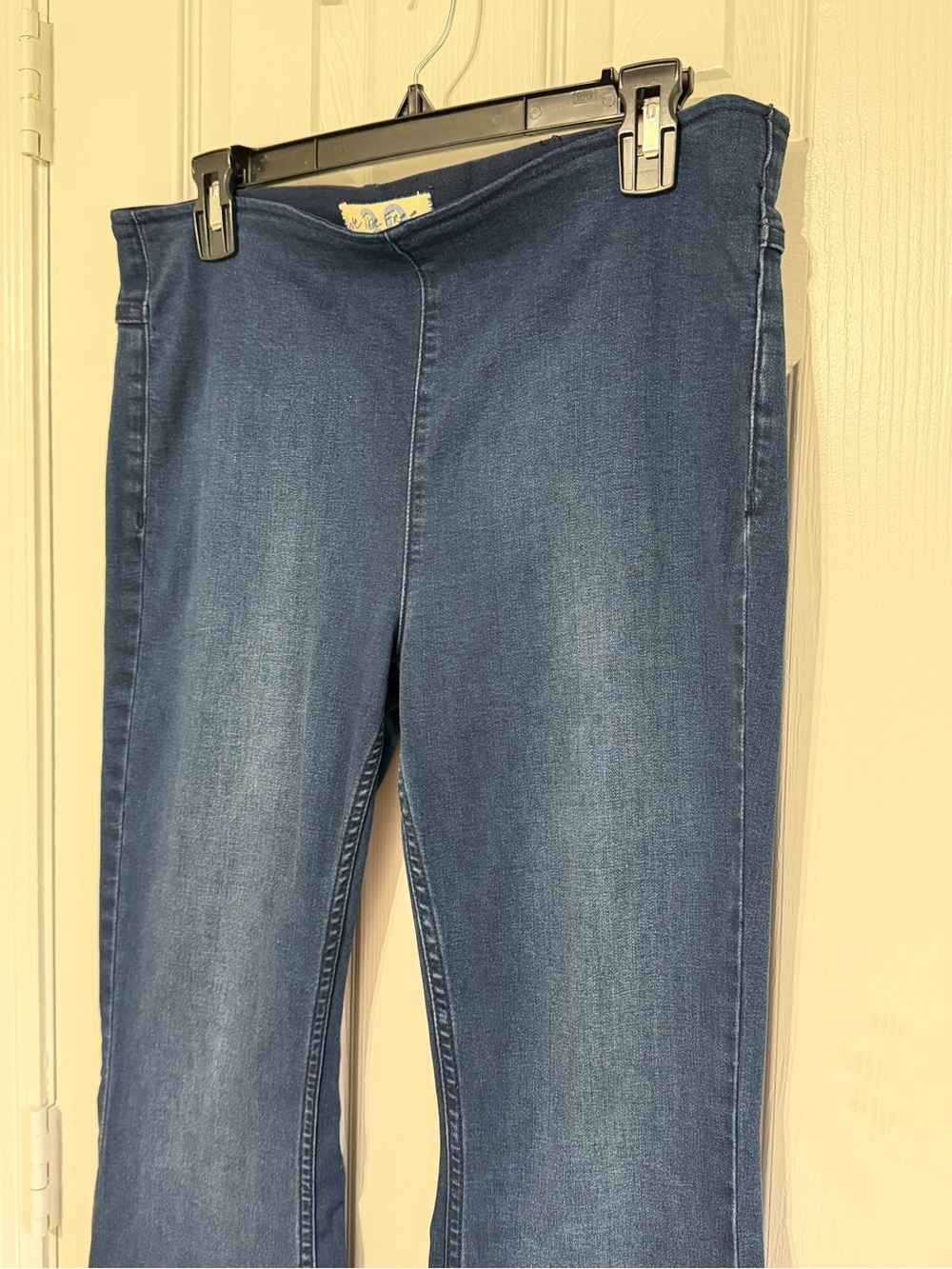Free People We The Free Pull On Flare Jeans Size 30 Bell Bottom Stretch Denim - Picture 3 of 11